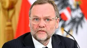 Staatssekretär Josef Schellhorn (Neos) 