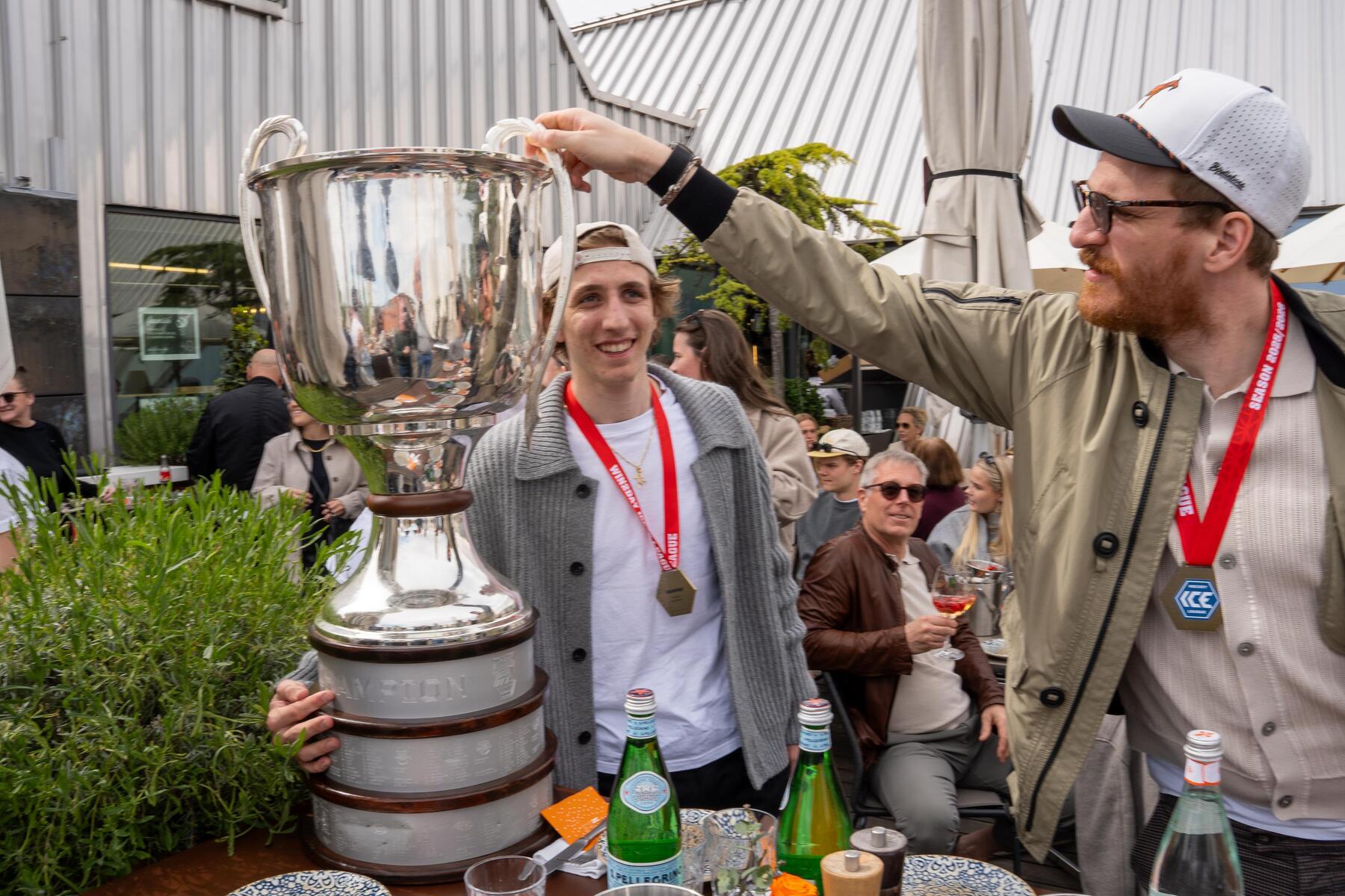 99ers-Meister Korbinian Holzer: „Der Kapitän geht als Letzter von Bord!“