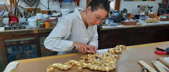 Pia Thümmel lässt das seltene Handwerk „Vergolder und Staffierer“ weiter leben