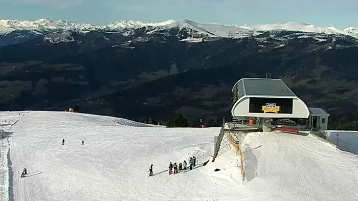 Der Samstag lädt zum Skifahren auf der Gerlitzen ein