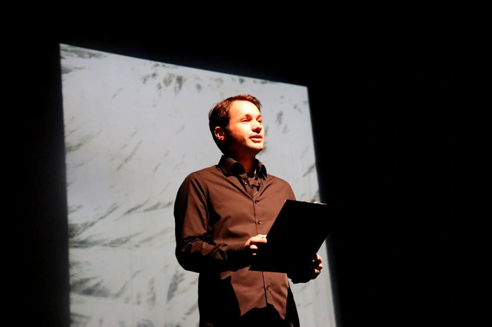 Zum Thema passende Texte las der Schauspieler Michael Kristof-Kranzelbinder.