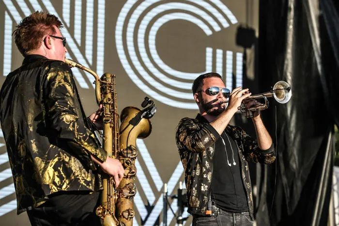 Klicken Sie sich durch die Galerie! Den Nachbericht zum Konzert von Parov Stelar finden Sie hier.