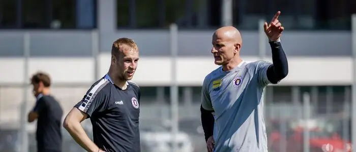 Carsten Jancker war bei seinem ersten Training mit dem neuen Verein sehr motiviert