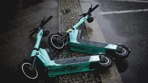 Wenn wo Scooter herumlagen, war die Chance groß, dass der 29-Jährige sie in sein Auto packte