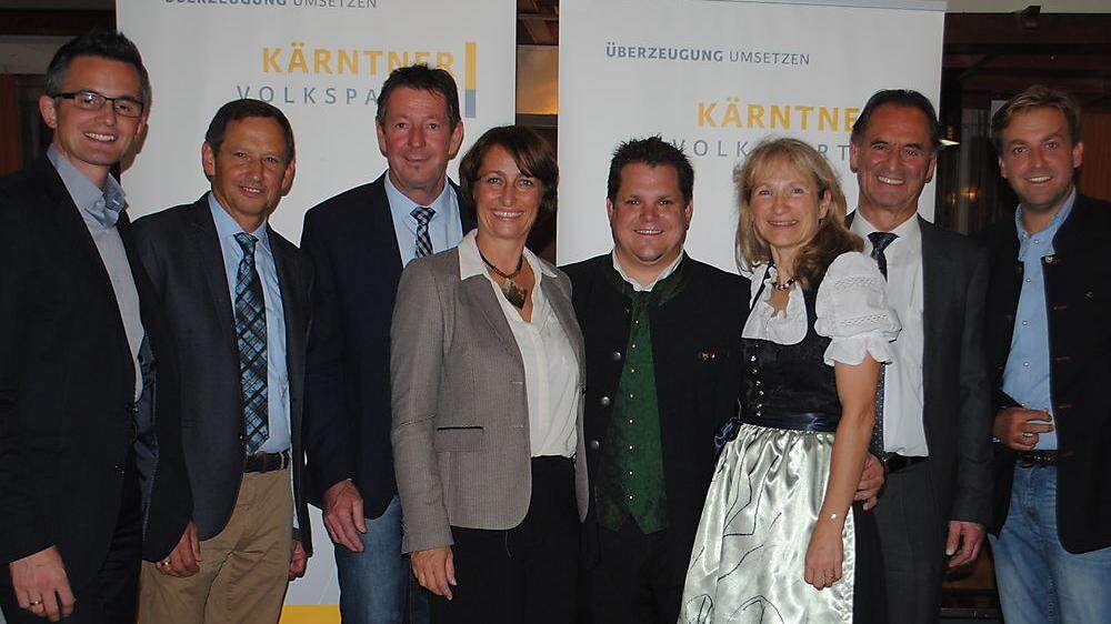 Hannes Mak (Fünfter von links) führt jetzt die ÖVP im Bezirk an
