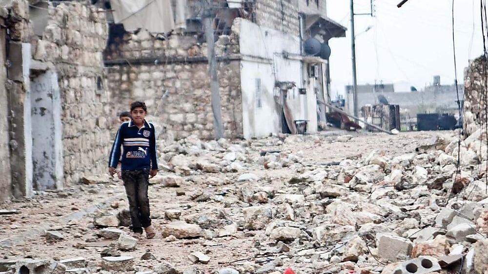 Kinder auf der Flucht: Alltag in Syrien