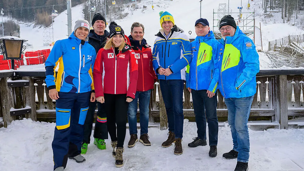 Michaela Dorfmeister, Katharina Gallhuber, Herbert Mandl, Markus Mayer, LR Jochen Danninger, Viktor Babushchak (Bergbahnen Hirschenkogel), Franz Steiner