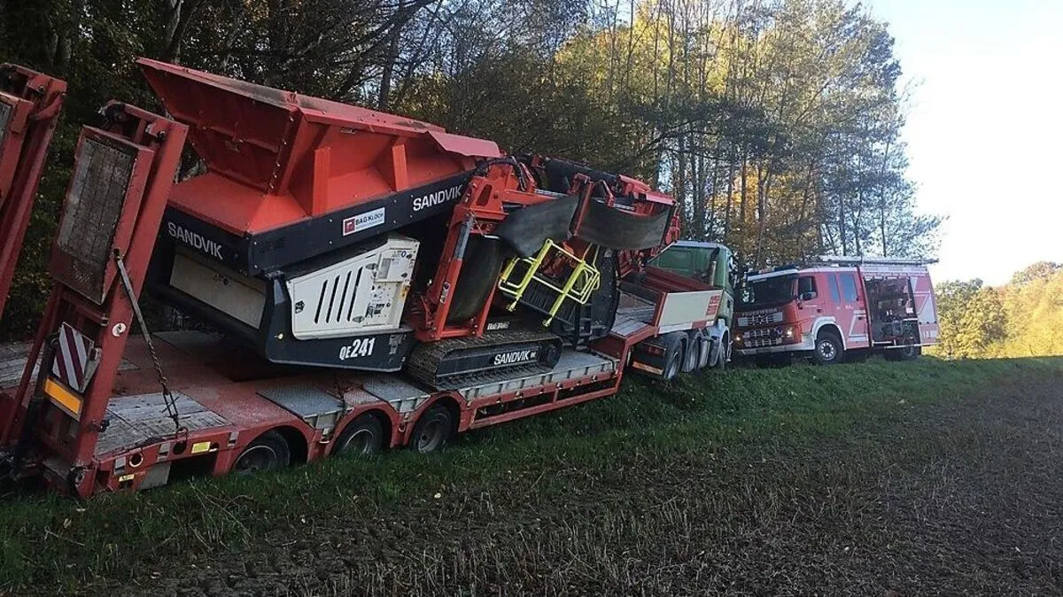Aufwendige Lkw-Bergung