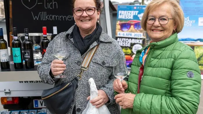 Im Vorfeld der Intervino-Weinmesse fand am Samstag erstmals eine öffentliche Verkostung von Kärntner Weinen in Klagenfurt statt.