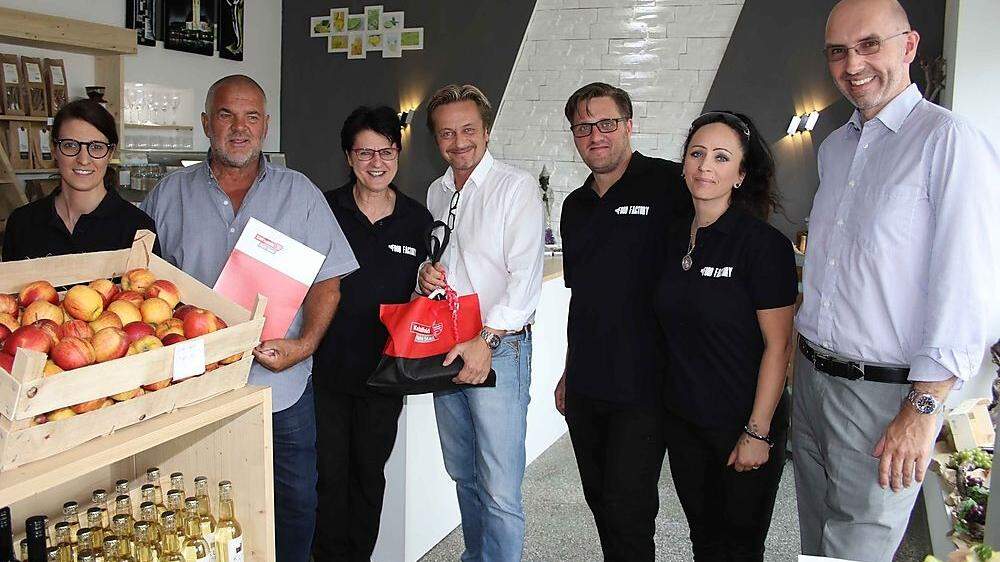Neueröffnung in Knittelfeld: Bei der „Food Factory“ können regionale Lebensmittel gekauft werden