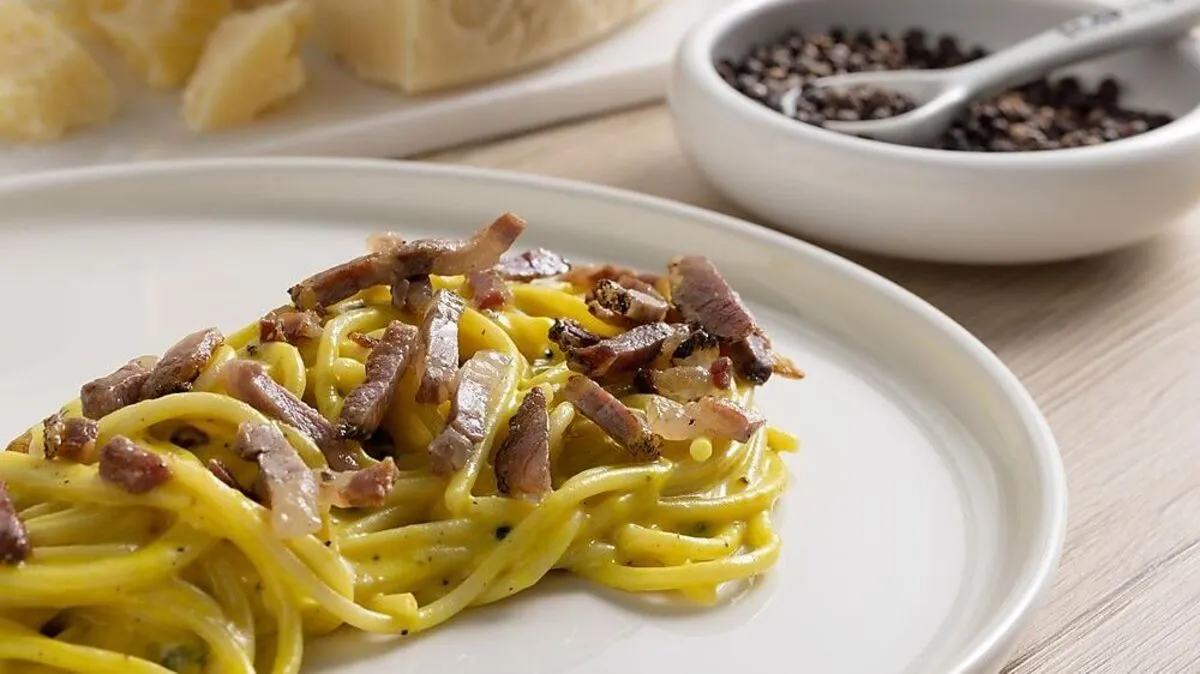 Montasio DOP: Von den Almen der Julischen Alpen bis auf den Speiseteller ist es ein streng kontrollierter Weg