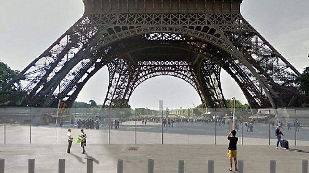 Schusssichere Glaswand an zwei Seiten des Eiffelturms