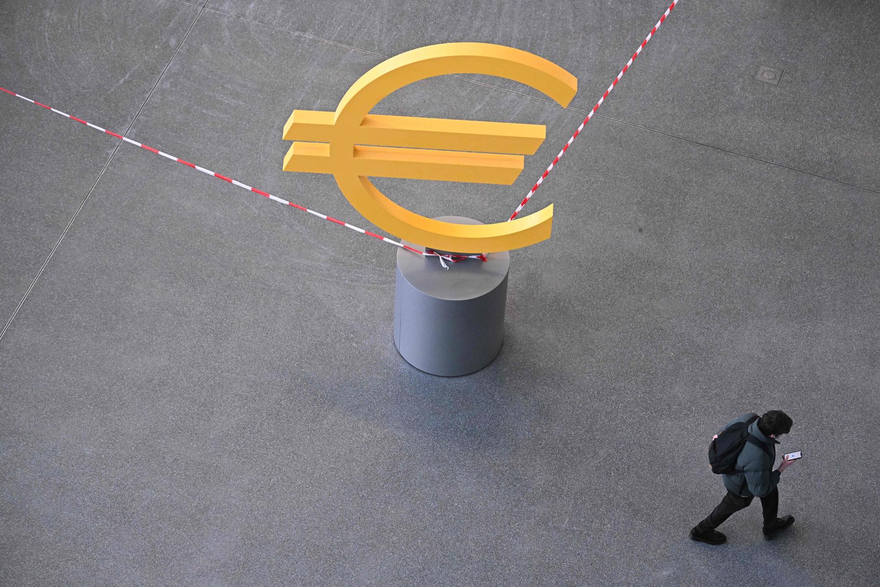 Einlagenzins bei 2,0 Prozent: Jetzt ist es fix: Europäische Zentralbank dreht nicht an der Zinsschraube