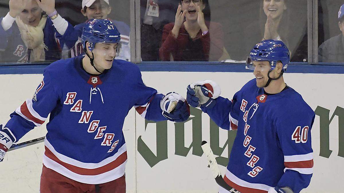 Michael Grabner (rechts) jubelte nur kurz: Die New York Rangers haben gegen die Ottawa Senators mit 2:3 verloren