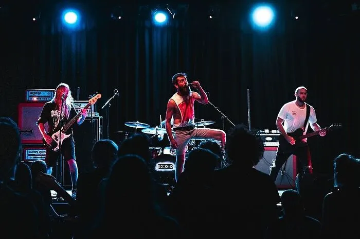 Die Hardcore Punk-Bank "Harrowist" aus Graz komplettiert den Abend.