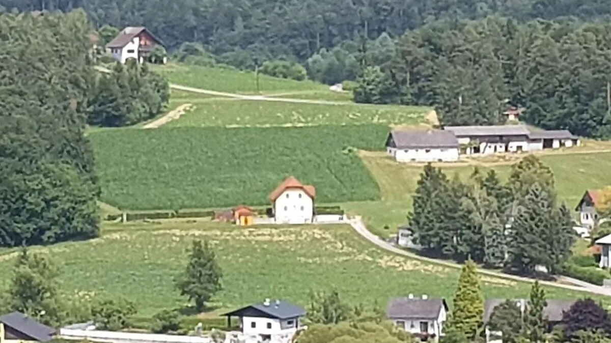 Am Fuße des Steinbergs in Hitzendorf entsteht ein großes Wohnbauprojekt