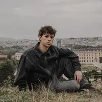 LORENZ möchte einmal in der Wiener Stadthalle auf der Bühne stehen