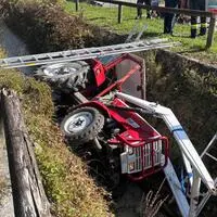 Eine Person musste von den Einsatzkräften geborgen werden