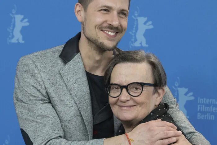 Schauspieler Juraj Loj mit Regisseurin Agnieszka Holland