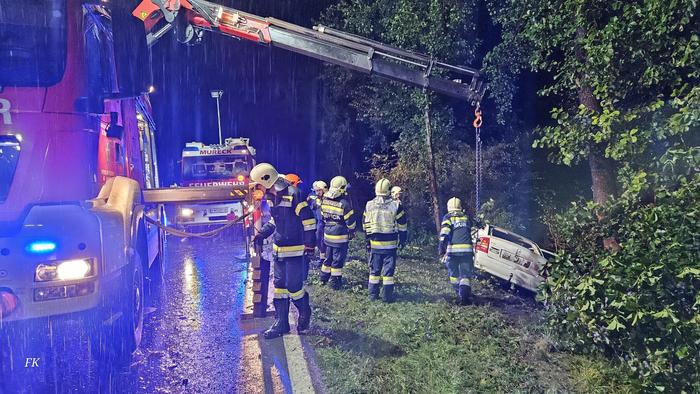 Die FF Mureck und die FF Weitersfeld waren mit 30 Mitgliedern im Einsatz