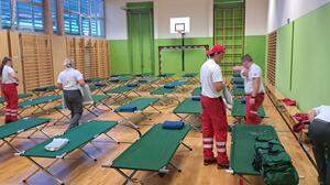 Im Bildungscampus in St. Paul (Leuchtturm) wurde vom Roten Kreuz eine Notunterkunft errichtet