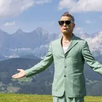 Für Robbie Williams schmelzen unter dem Dachstein auch die Steuern