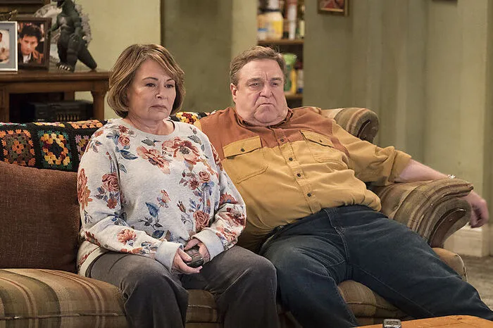 Roseanne ist nun Trump-Wählerin. Und der US-Präsident hat Hauptdarstellerin Roseanne Barr persönlich dazu gratuliert. 