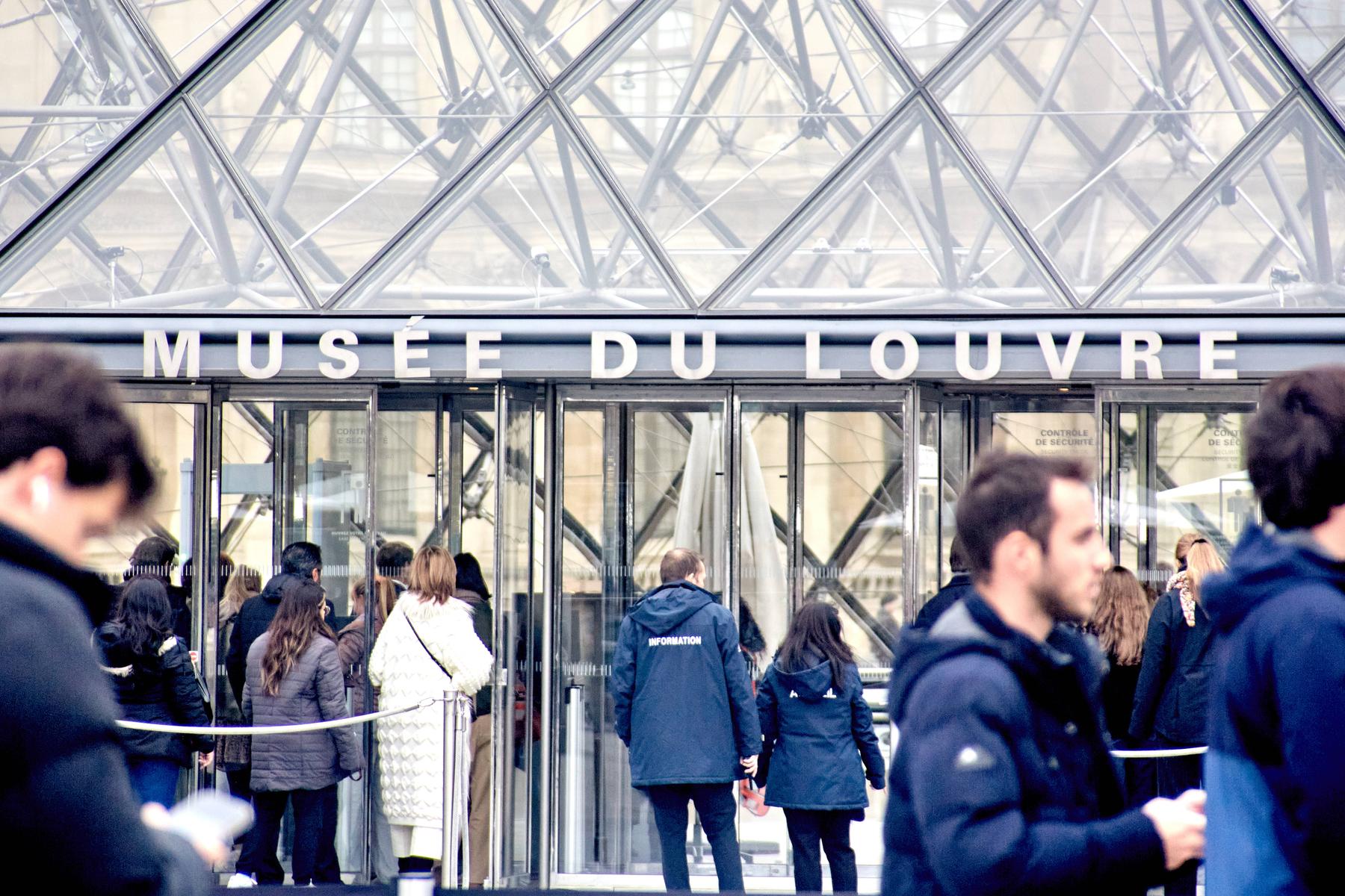 Paris: Louvre erhöht Preise für Ausländer um 45 Prozent