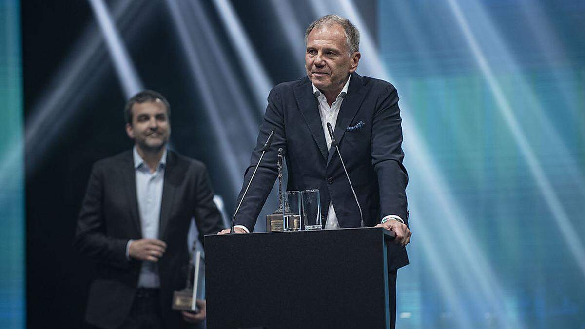 Ausgezeichnet als &quot;Journalist des Jahres&quot; 2020 und 2021: Armin Wolf (rechts) und Florian Klenk