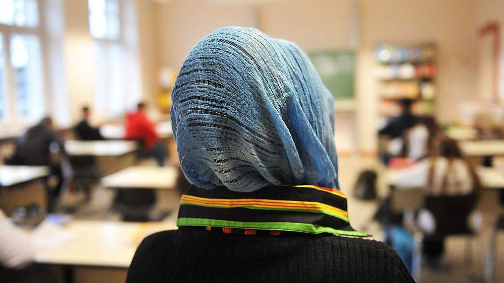 Kopftuchverbot in Volksschulen: Der Antrag wurde neuerlich vertagt