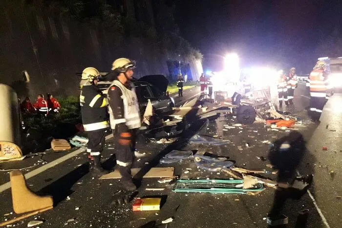 Der Unfall ereignete sich zwischen der Mautstelle St. Michael und dem Gleinalmtunnel in Richtung Graz.