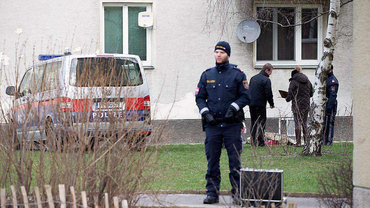 Die Beamten am Einsatzort in Favoriten 