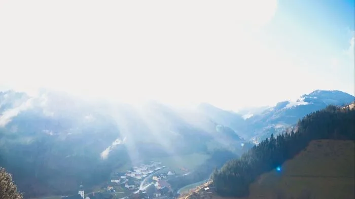 Wenn der Nebel schwindet, lässt sich in den höheren Lagen auch die Sonne blicken!