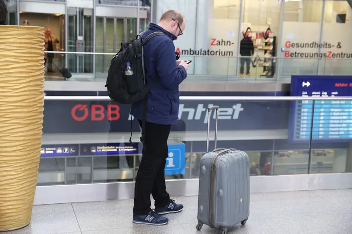Alle Züge, die über ihn geführt werden, sind gestoppt worden.
