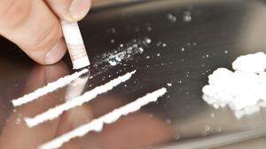 Kokain soll massenweise unter die Kunden gebracht worden sein