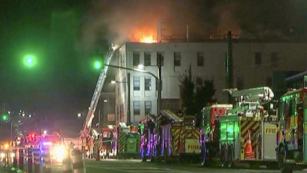 Ein Brand in einem Hosten in Wellington forderte bisher sechs Menschenleben