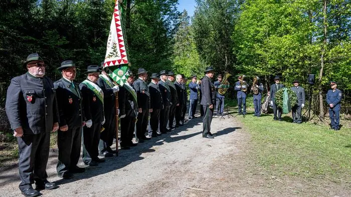 Vor 100 Jahren wurde der Gendarmerie-Rayonsinspektor Andreas Haas im Rahmen eines Einsatzes im Hofwald bei Hartl von einem Einbrecher erschossen. 