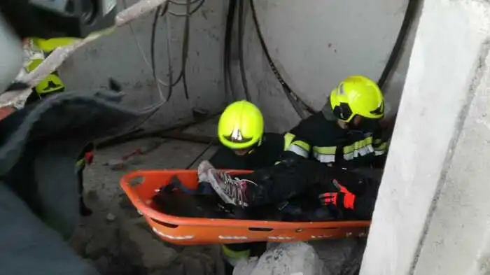 Für viel Geld wird aktuell die Mariazeller Bürgeralpe attraktiviert, dazu zählt beispielsweise auch eine neue Liftanlage. Die derzeit vorhandene Baustelle nutzten die Einsatzkräfte nun für eine ganz besondere Übung.    