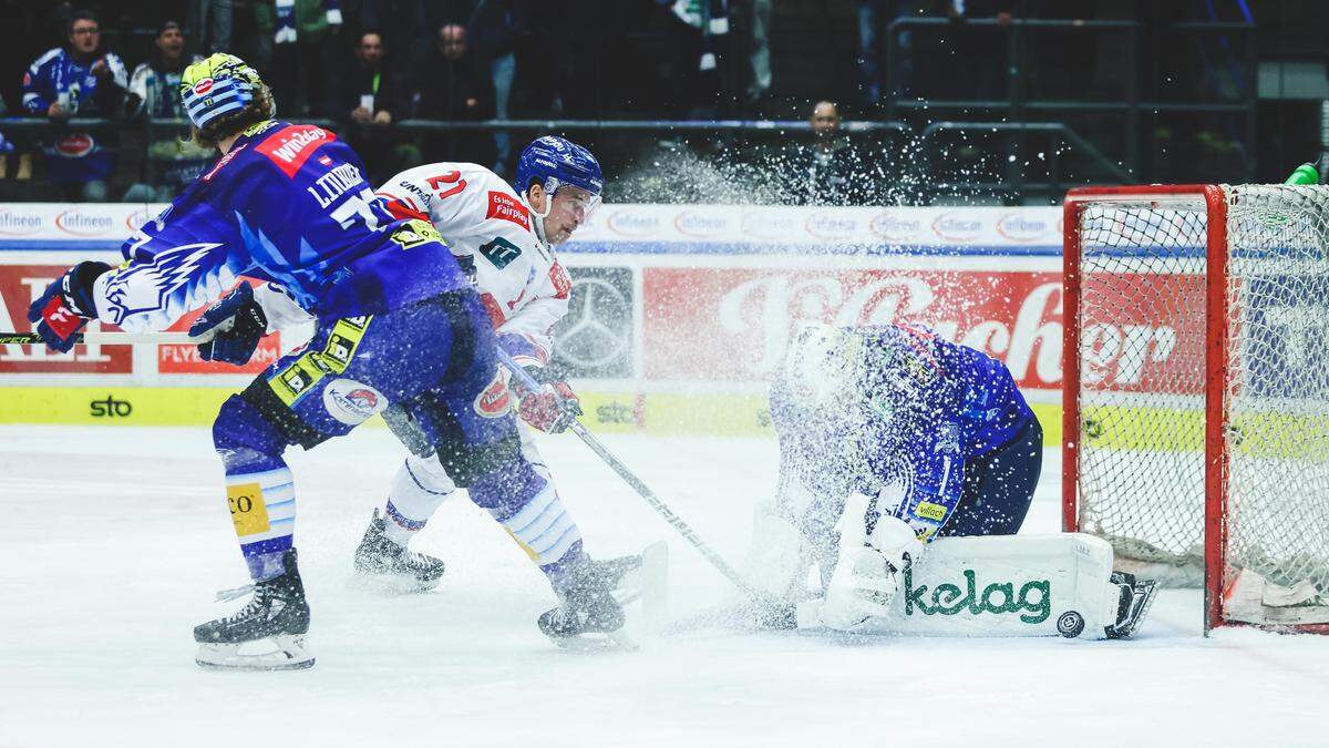 Adler gegen Haie am Stefanitag