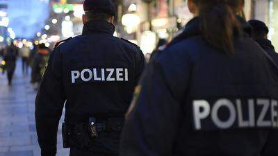 Die Polizei fahndet nach einem Deutschen, gegen den ein europäischer Haftbefehl besteht (Symbolfoto)