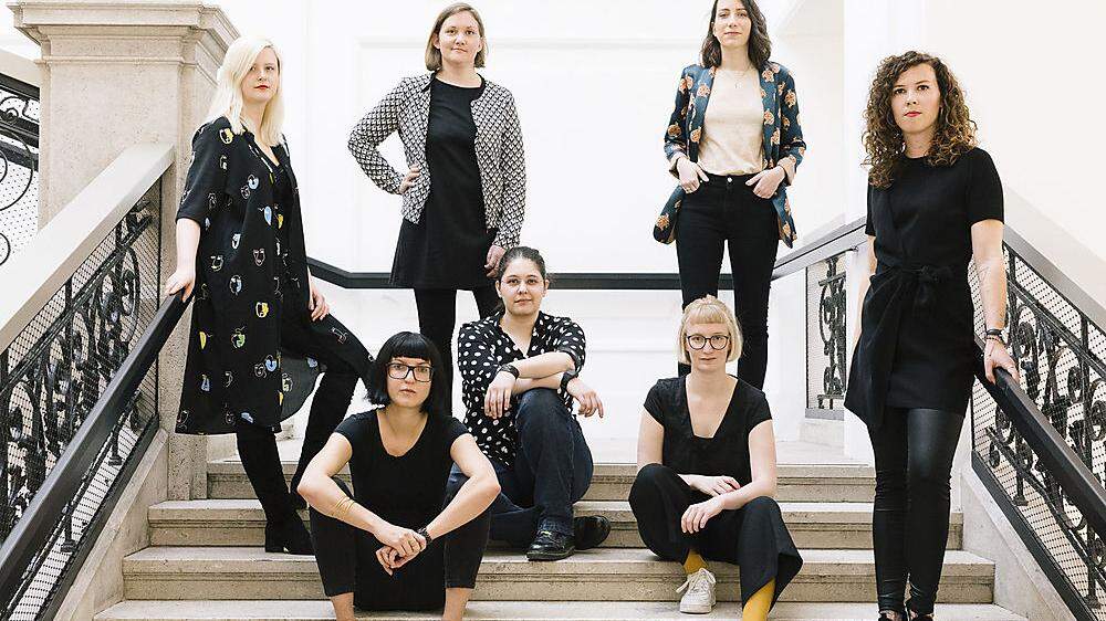 Starke Frauen, starkes Netzwerk: Martina Schöggl (2. von rechts sitzend) 
