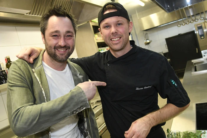 Ein gastronomisches Top-Gespann: Christopher Scheiber und sein Küchenchef Florian Ebenberger.