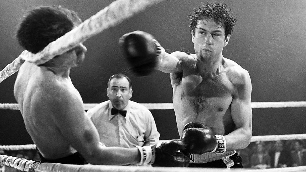 „Wie ein wilder Stier“: Der Film, der das Bild des Schauspielers Robert De Niro entscheidend prägte. Er absolvierte ein einjähriges Boxtraining und aß sich 30 Kilo für Jake LaMottas späte Jahre an. Der Lohn:    sein zweiter Oscar	