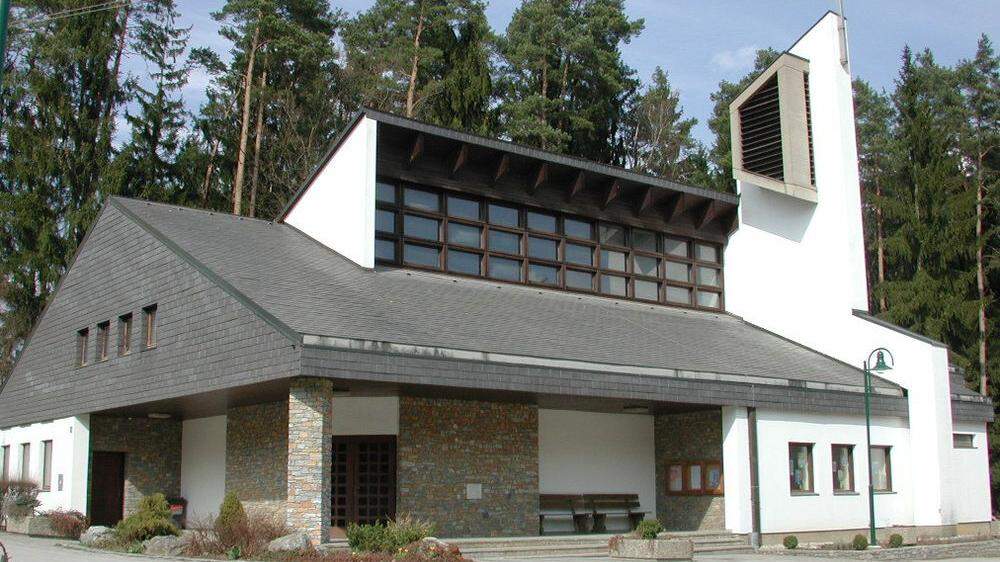 Die Kirche in Weinitzen - das geistliche Zentrum in der kleinen Gemeinde am Stadtrand von Graz
