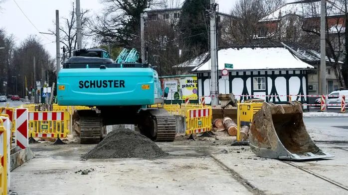 Am Hilmteich wird der Bau des Speicherkanals fertig, der zweigleisige Ausbau beginnt
