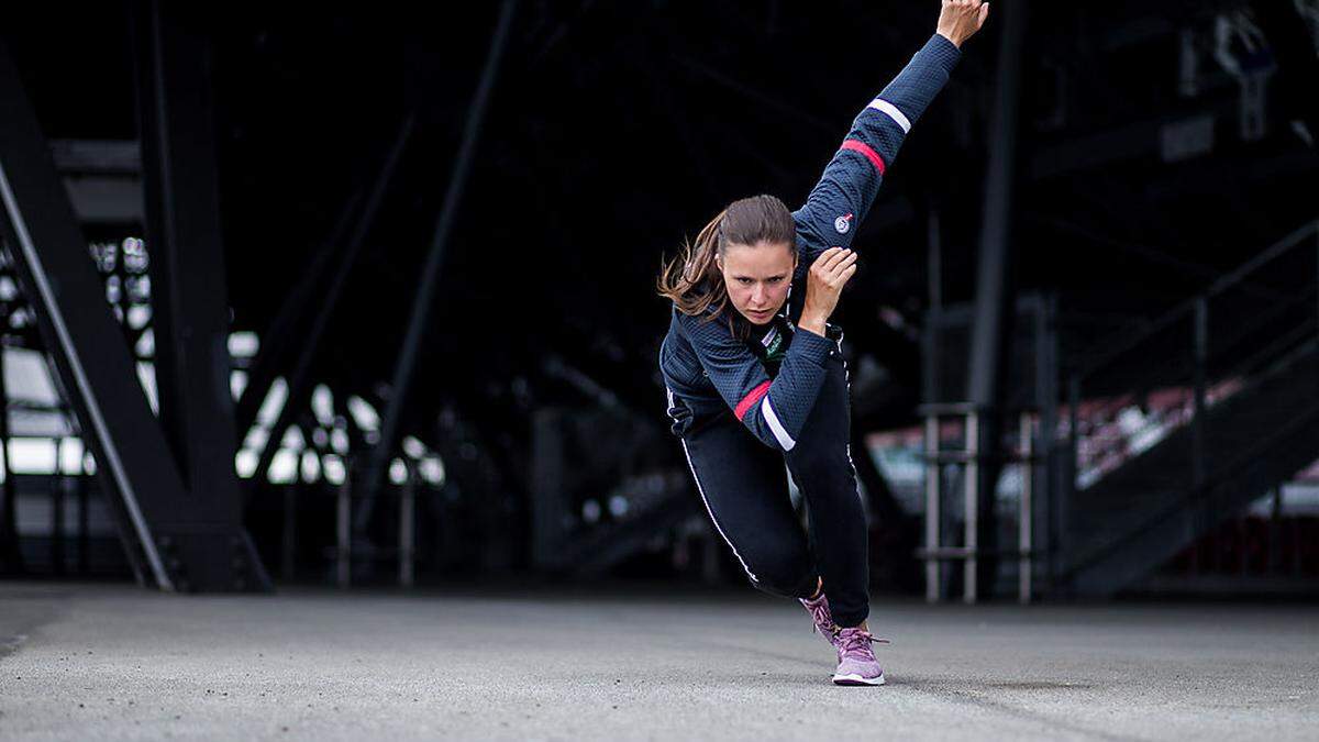 Vanessa Herzog: &quot;Ich muss auch trainieren, denn sonst werde ich bei den Olympischen Winterspielen, die in knapp einem halben Jahr losgehen, nicht um Medaillen mitfahren können&quot;