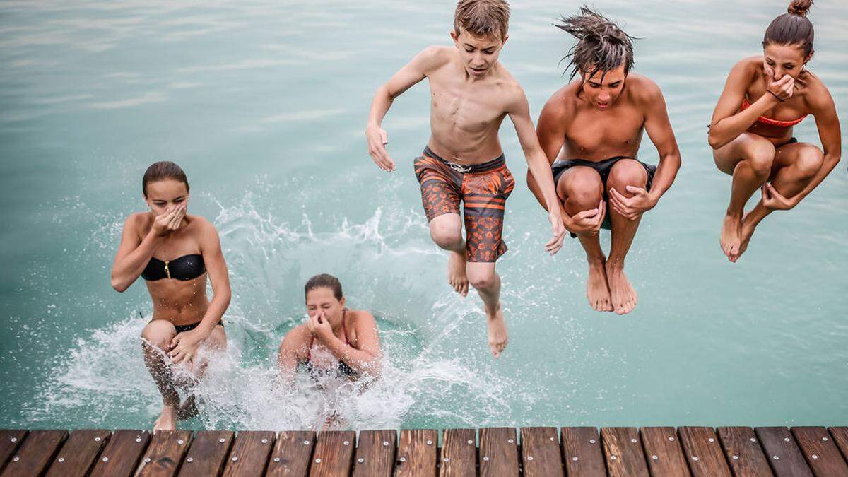 Die hochsommerlichen Temperaturen sorgen für Hochbetrieb in den Bädern der Region 