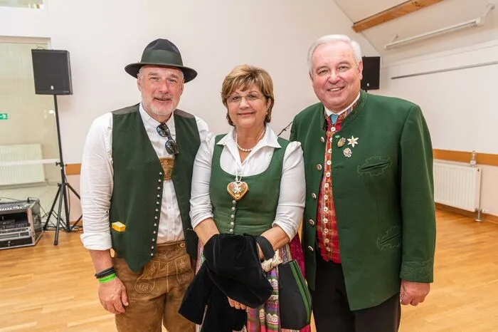 ORF-Landesdirektor Gerhard Koch, LH Hermann Schützenhöfer mit Gattin Marianne
