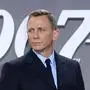 Daniel Craig