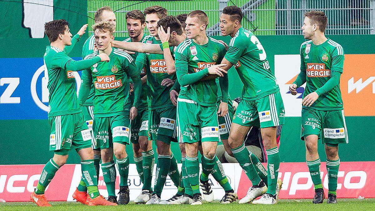 Rapid Wien bejubelte einen Heimsieg gegen Ried